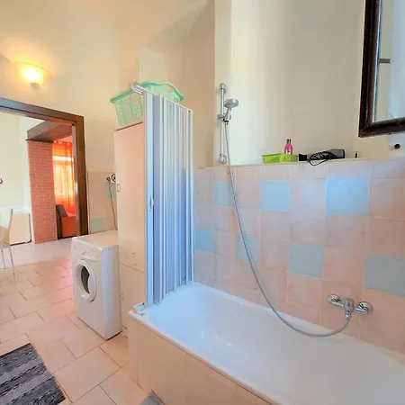 Сasa de vacaciones Your Private Garden Retreat